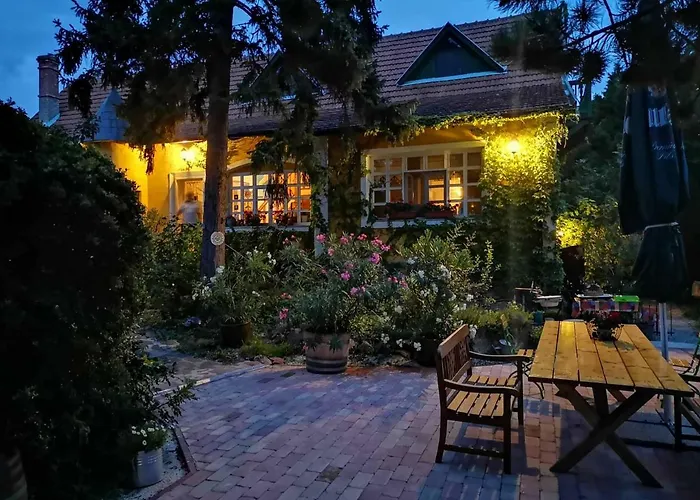 Villa-magdi Vendégház Révfülöp